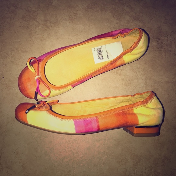 Stuart Weitzman Ballet Flats Size 7 - Picture 1 of 4